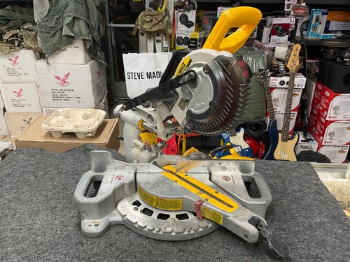 Dewalt 20v max cordless - dewalt,