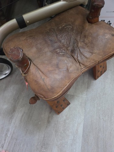 Vintage camel saddle solid - saddle,