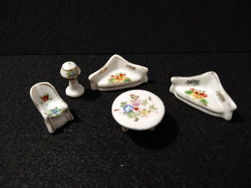 Vintage lot dollhouse - lot,