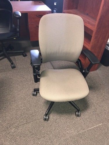 Steelcase leap grey - in,