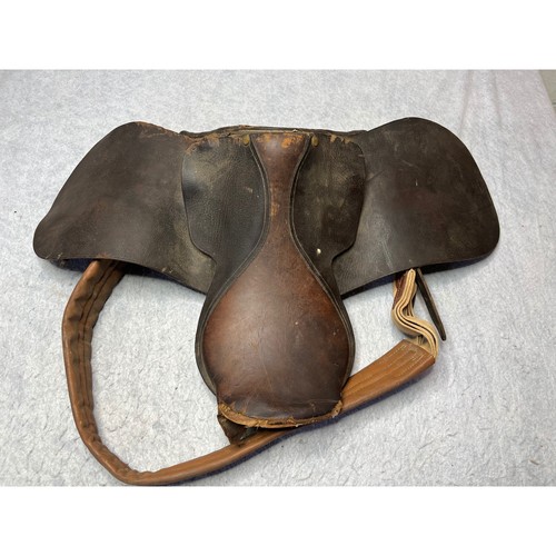 Vintage english leather horse - english,