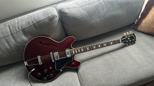 Gibson 335 td - -, 1976