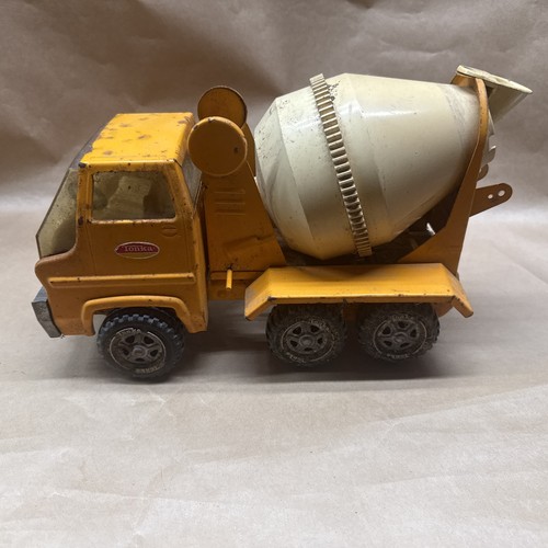 Vintage tonka truck - tonka,
