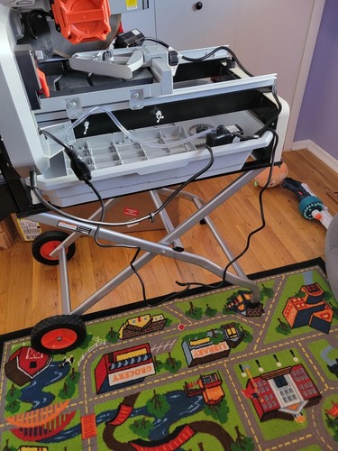 Folding tile saw stand with - saw,