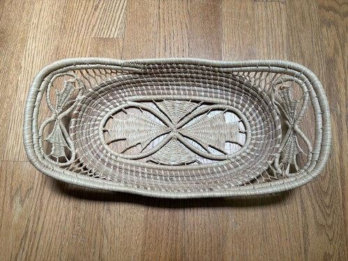 Hand woven pine needle tray - pine,
