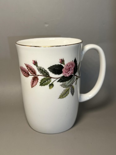 Wedgwood hathaway rose mug - rose,