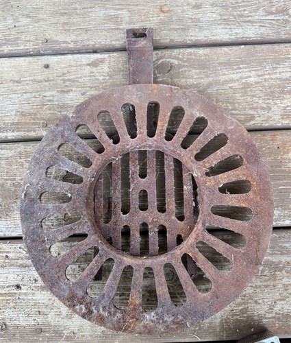 Vintage grate pot belly - pot, stove