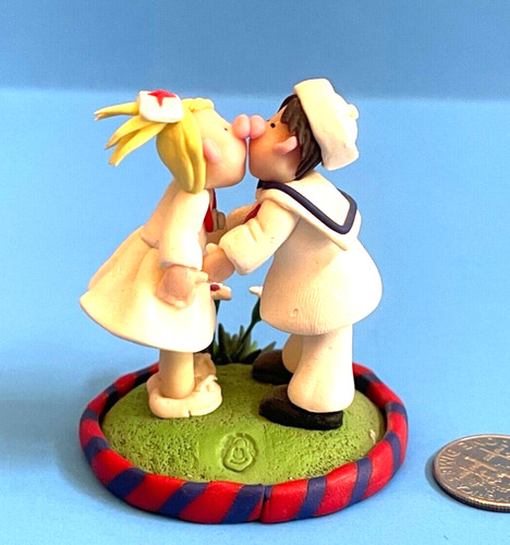 Adorable miniature display - adorable,