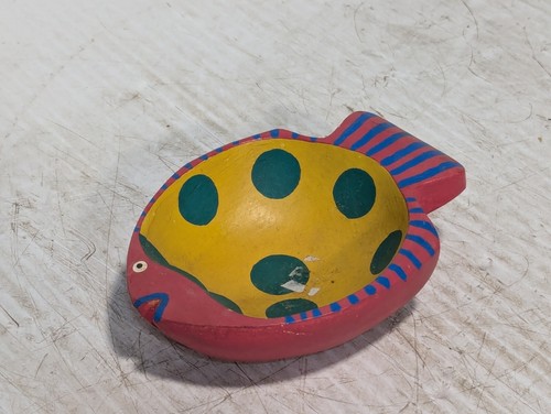 Small decorative fish shaped - fish,