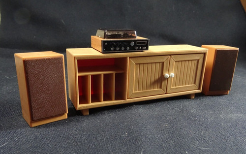 Vintage tomy smaller - 4),