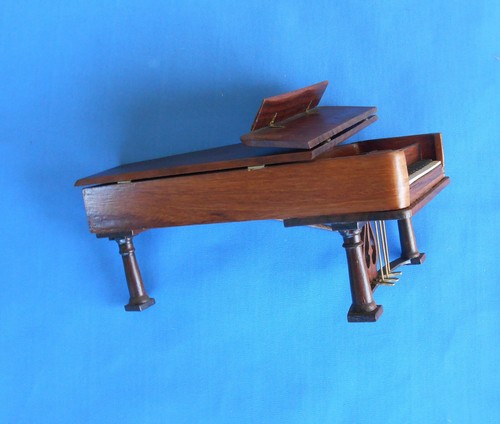 Dollhouse miniature grand - miniature,