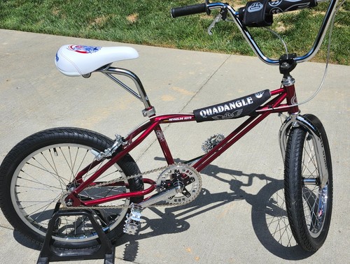 1983 quadangle vintage - 🔥1983,