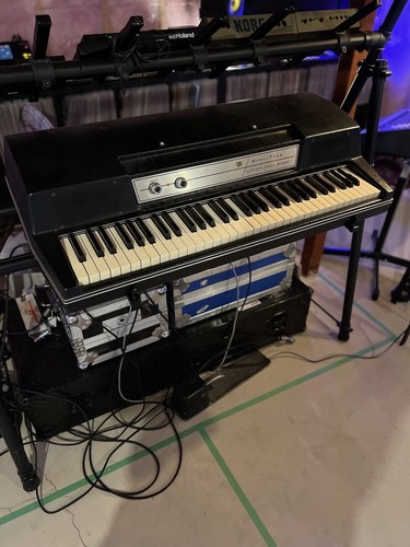 Wurlitzer 200a electric piano - wurlitzer,