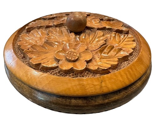 Trinket jewelry box turned - jewelry,
