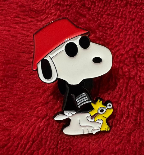 Snoopy woodstock enamel pin - &,