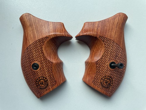 Boot grips for taurus small - grips,