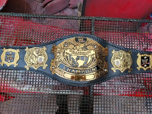 Old undisputed heavyweight - old,