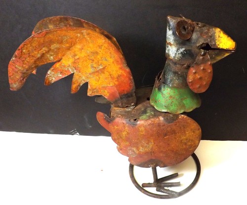 Rustic metal rooster sculpture - metal,