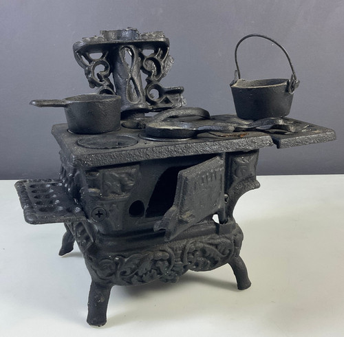 Miniature cast iron - cast,