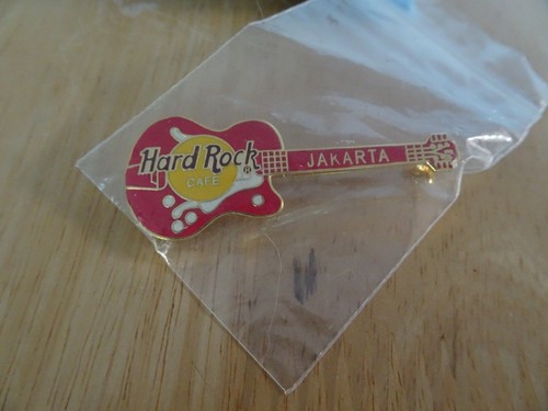 Hard rock cafe pin jakarta - cafe,