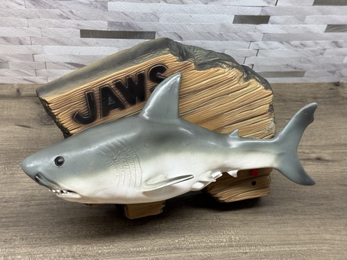 Gemmy jaws singing fish great - gemmy,