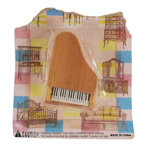 The doll house collectables - the,