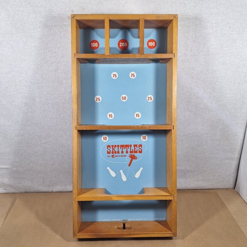Vintage carrom skittles - vintage,