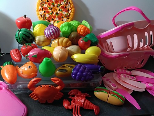 Cutting pretend play food - pretend, lot