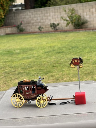 Wells fargo stagecoach - stagecoach, die