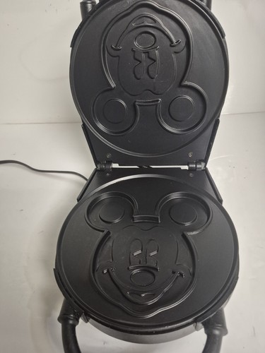 Villaware mickey waffler - mickey's,