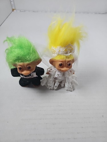 Vintage 1990 russ troll doll - russ,