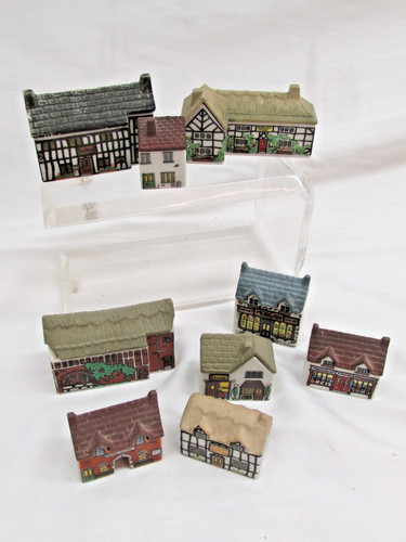 9pc vintage wade england - vintage,