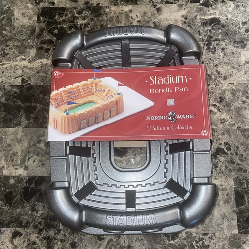 Nordic ware stadium bundt - nordic,