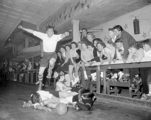 Roller skating football 18th - roller,