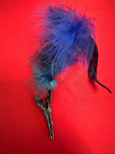 Blue feathered vintage retro - feathered,