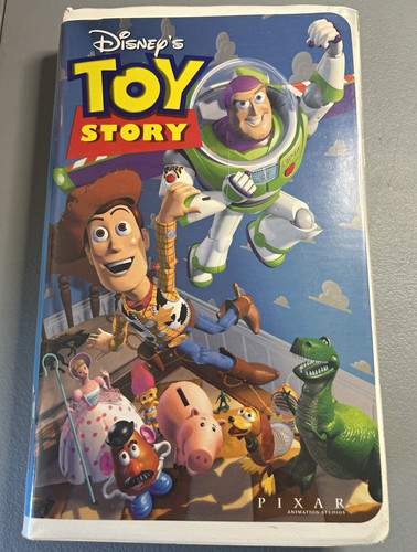 Walt disney home video - walt,