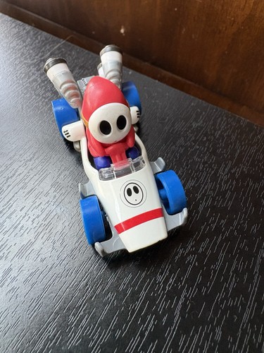 Hot wheels mario kart - 1:64, shy