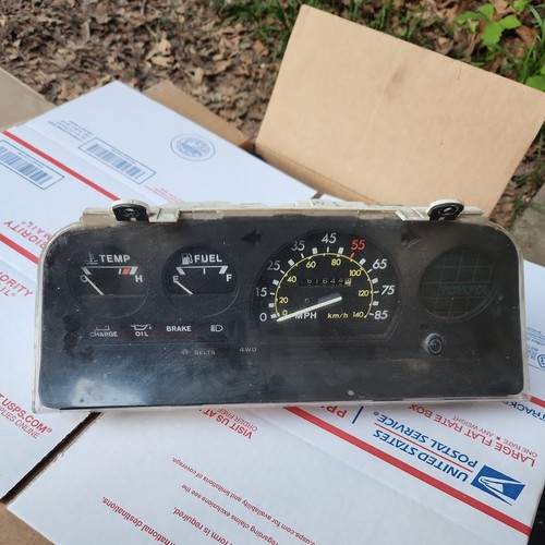 1982 1983 toyota - pickup, 4x4