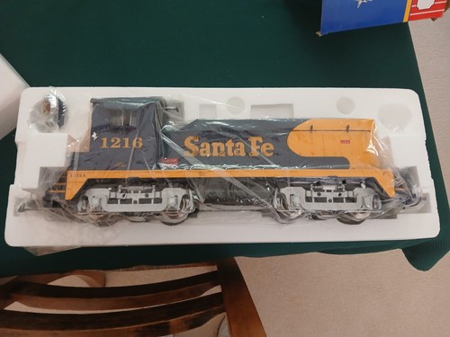 Scale usa trains emd 2 - g,