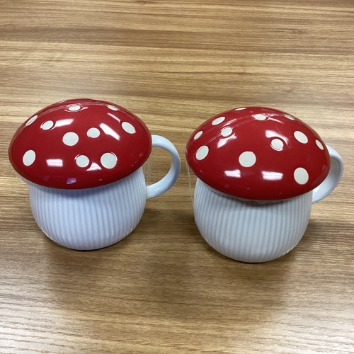 Lot mushroom coffee mugs - 2,