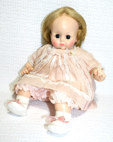 Vintage 1965 madame alexander - vintage,