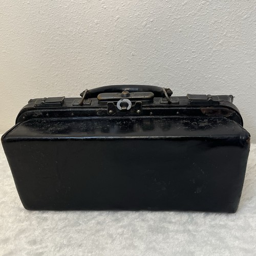 Antique black leather - black,