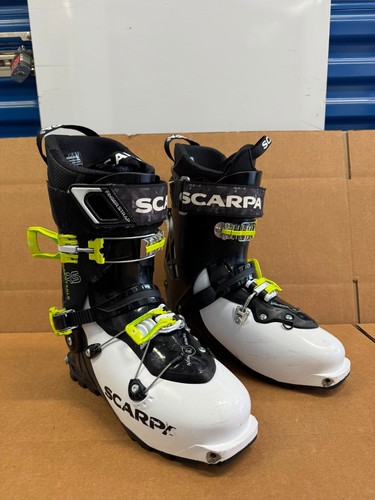 Scarpa maestrale - scarpa,