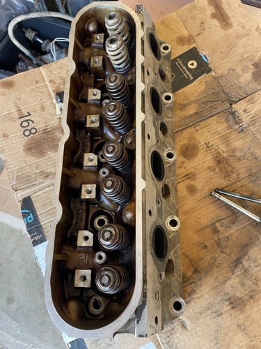 Left cylinder head 14 - left,