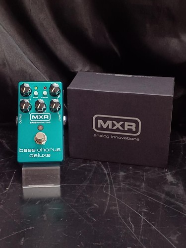 Mxr bass chorus - chorus, deluxe