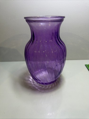 Purple ribbed pressed glass - ribbed,