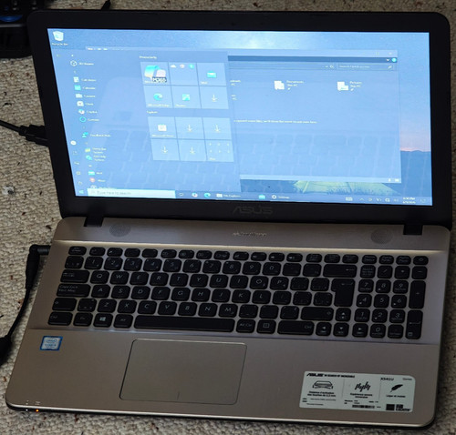 Asus x541u laptop 250gb - -,