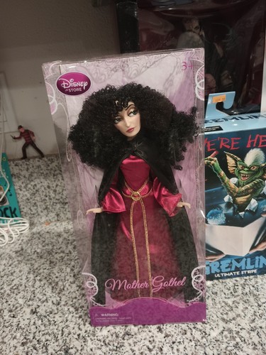 2012 disney store exclusive - 2012,
