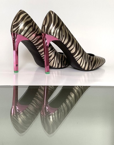 Stunning zebra print pointed - zebra,