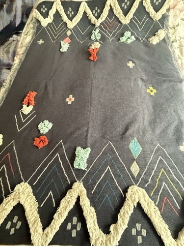 Anthropologie heradia tufted - anthropologie,